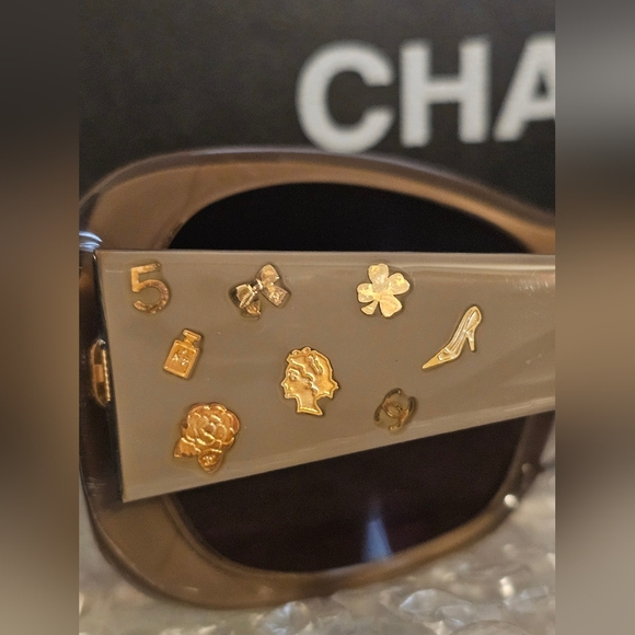 Rare Chanel Icon Symbols Sunglasses! - Picture 5 of 14